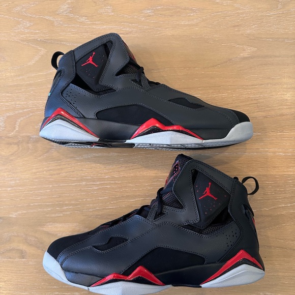 Men's 11 Jordan True Flight 'Black Gym-Red' *New w Box*